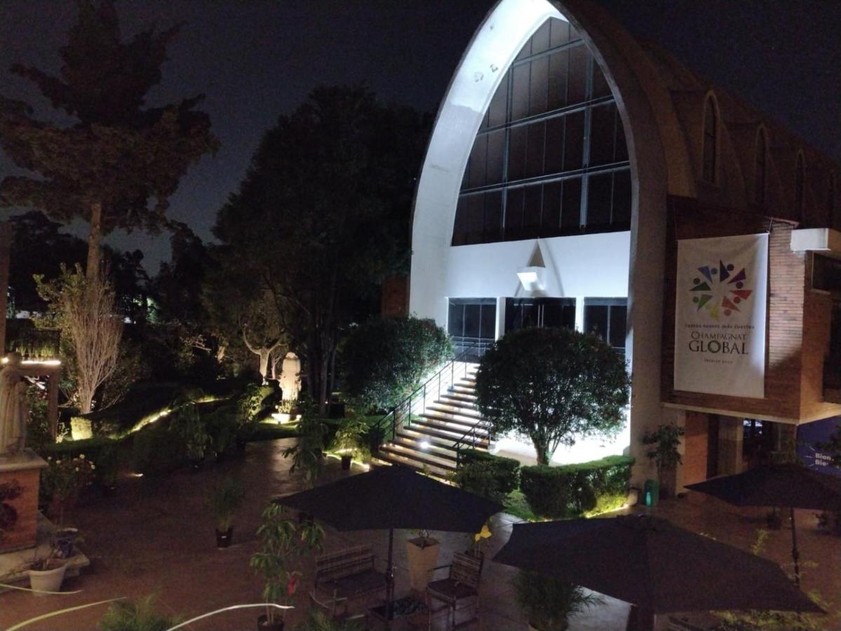 Hotel Express Quinta Soledad Мексико Сити Екстериор снимка
